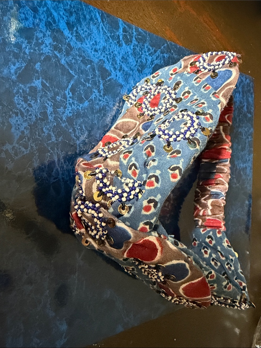 Beaded Floral Print Padded Headband in Blue